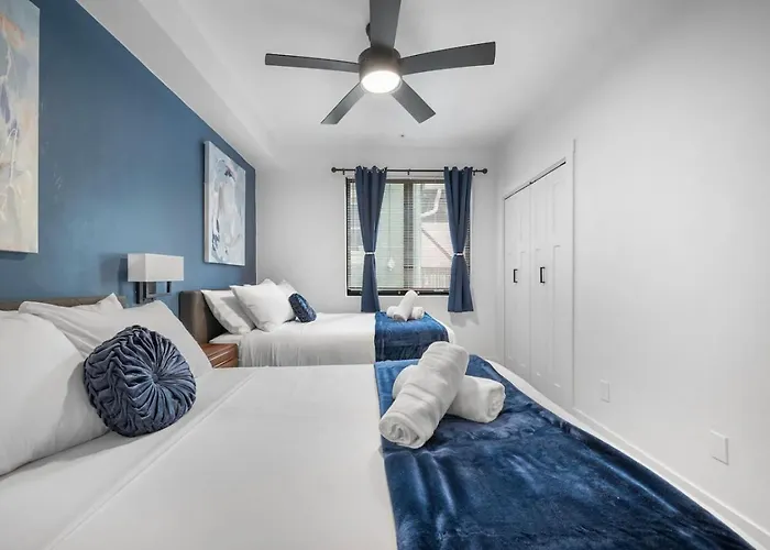 Apartment Pfr - Highland, 3br 2ba Shadyside Condo, Ada, 2 Decks And Off-street Parking *