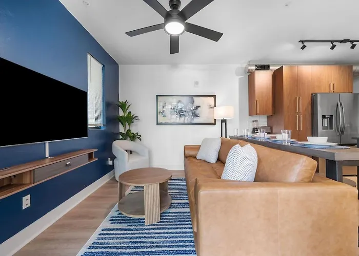 Apartment Pfr - Highland, 3br 2ba Shadyside Condo, Ada, 2 Decks And Off-street Parking